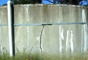 Reparación de fugas en cisternas de almacenamiento de agua (2)
