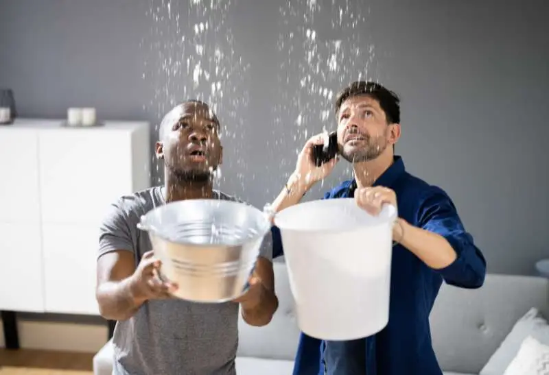 ahorrar agua mediante un buen mantenimiento de la cisterna